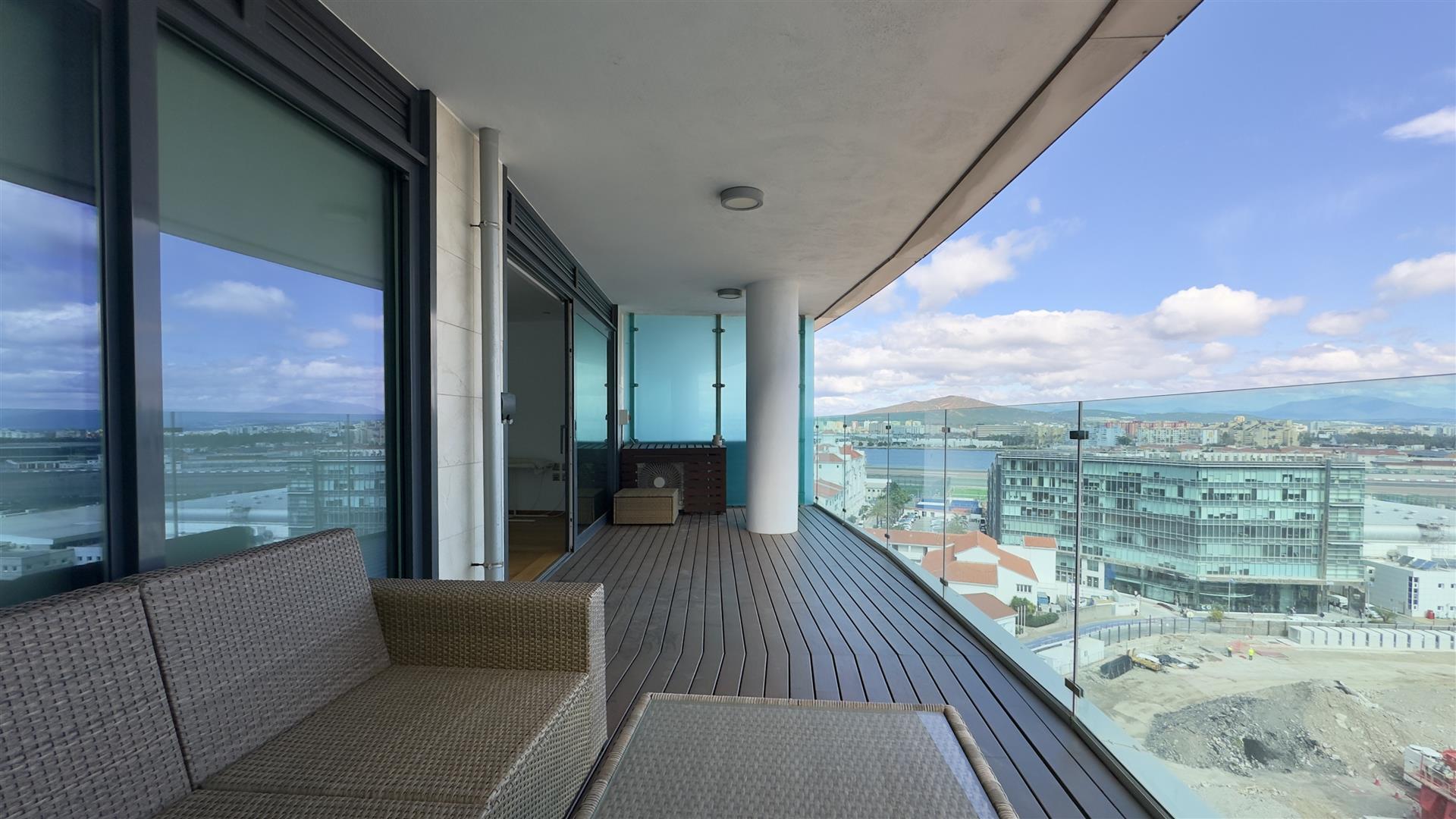 Image of Apartment - 1 Bedrooms - 2 Bathrooms for Rental in Ocean Spa Plaza-Gibraltar, Image 12